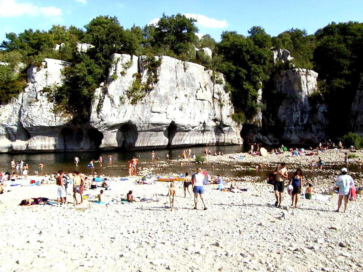 Gites Les Eaux Claires Saint-Paul-le-Jeune Esterno foto