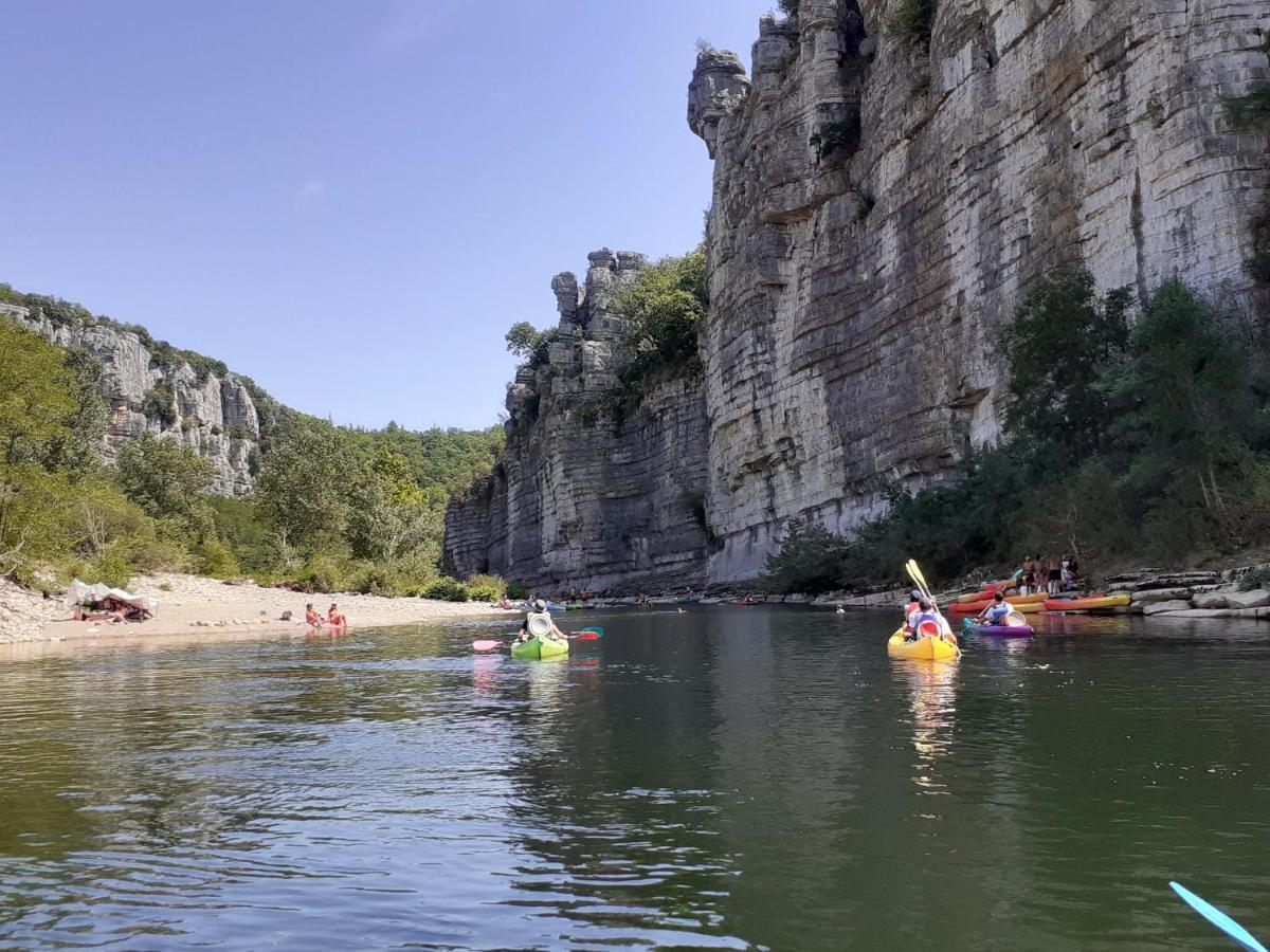 Gites Les Eaux Claires Saint-Paul-le-Jeune Esterno foto